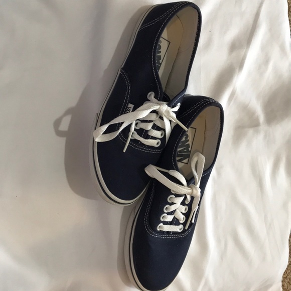 Women’s navy Vans - Picture 3 of 4